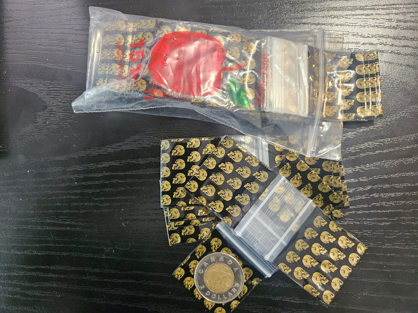 1515 Original Apple Bags: 1.5" x 1.5" Gold Skulls (100 pieces)