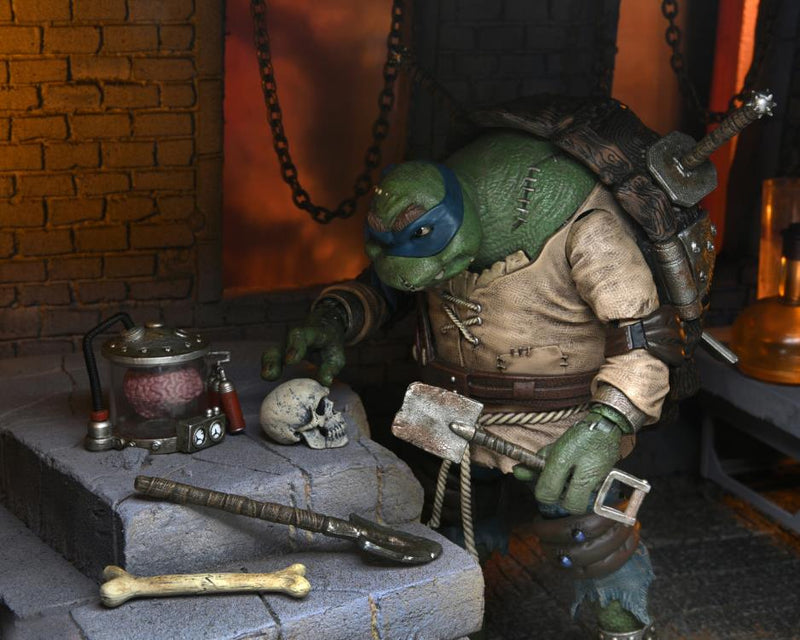 Universal Monsters x Teenage Mutant Ninja Turtles Ultimate Leonardo as The Hunchback-15