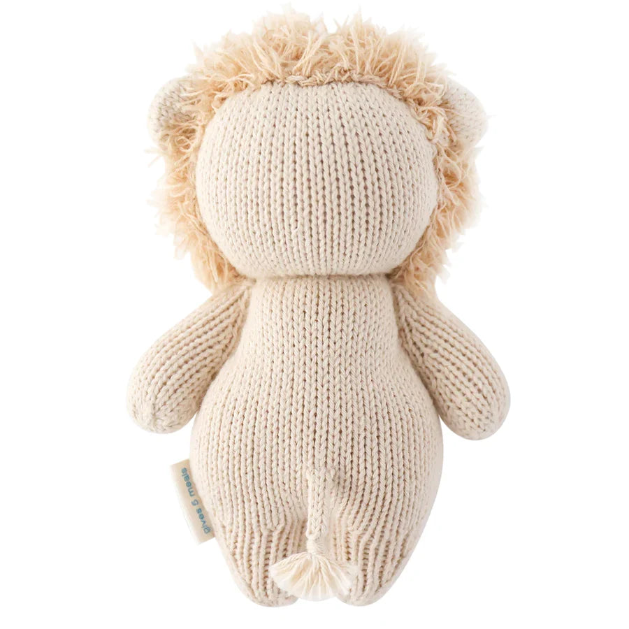 Baby lion | Cuddle + Kind-2