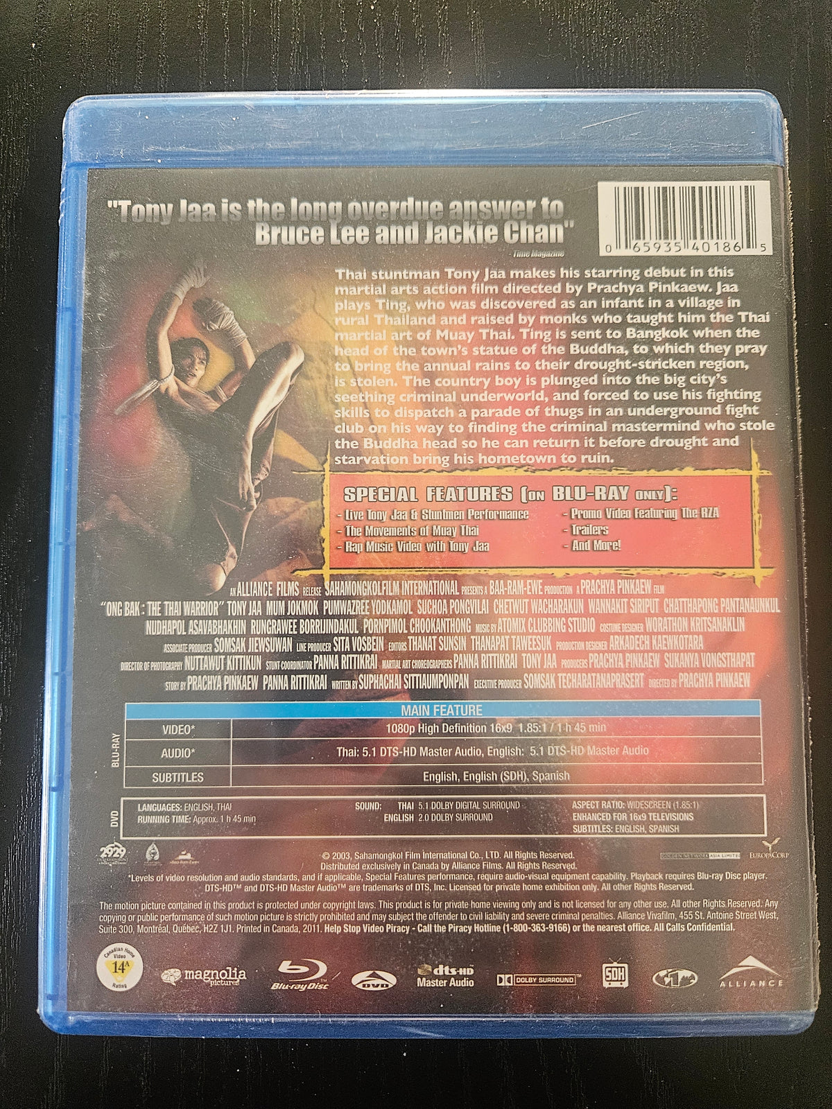 Ong-Bak: The Thai Warrior (Blu-ray + DVD) (2003)