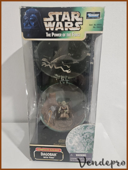 Star Wars: Power of the Force – Complete Galaxy Dagobah with Yoda (UPC: 076281698281)