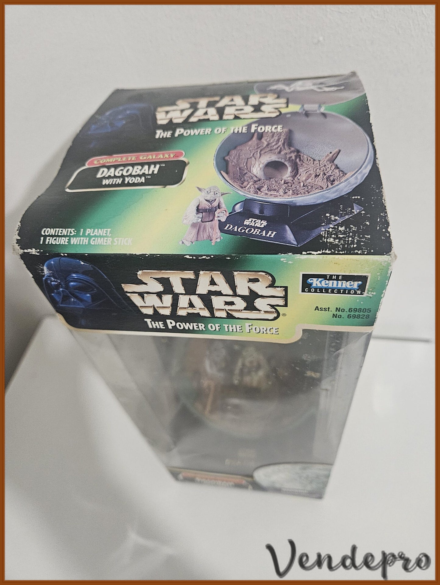 Star Wars: Power of the Force – Complete Galaxy Dagobah with Yoda (UPC: 076281698281)