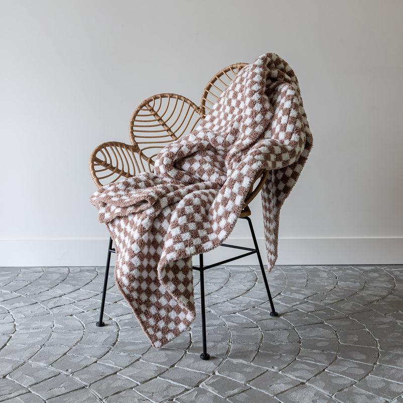 Chocolate Milk & White Check Print Extended Throw-3