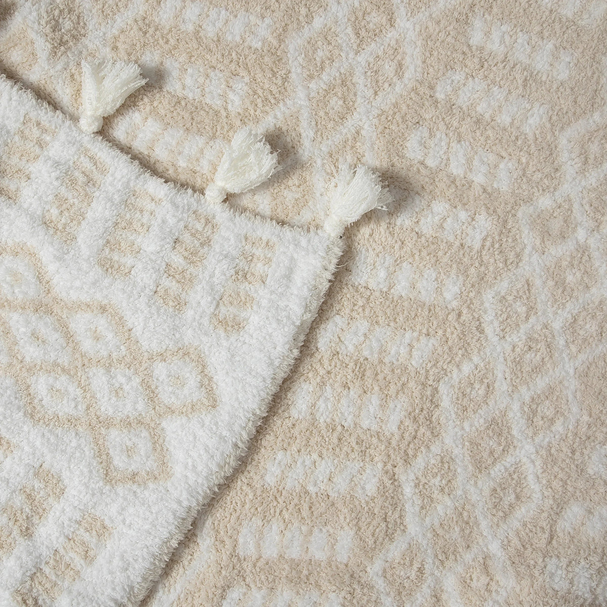 Birch & Marshmallow Tassel Extended Throw Blanket-1