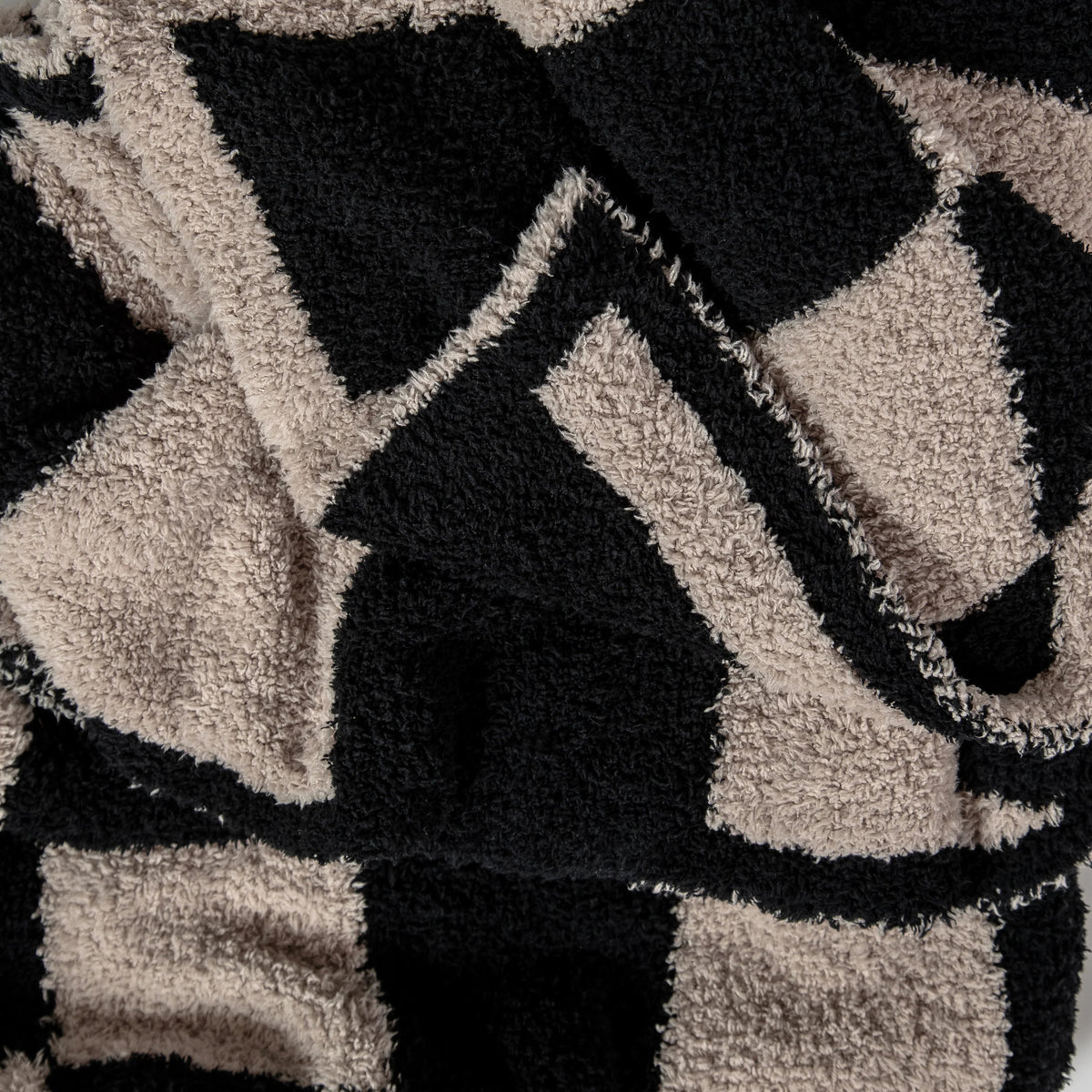 Tap Shoe & Rainy Day Wavy Checker Print Extended Throw-5