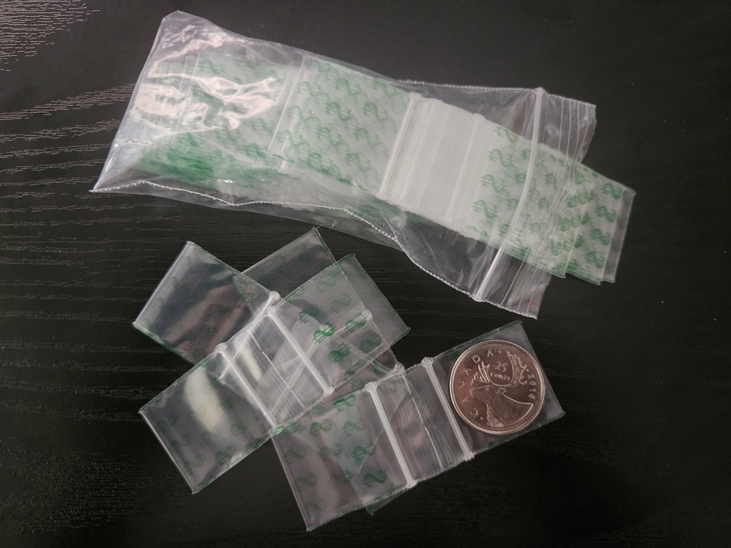 1010 Original Apple Bags: 1" x 1" Dollar Sign (700 pieces)