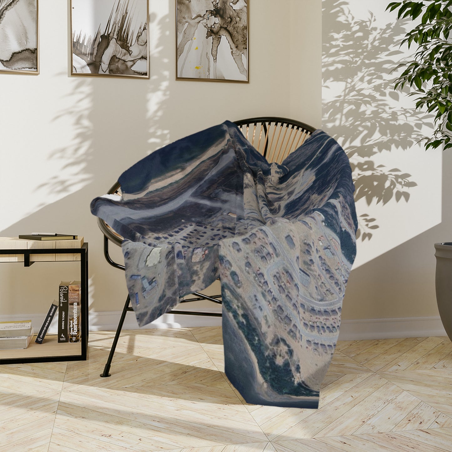 Kuujjuaraapik Whapmagoostui Velveteen Throw Blanket