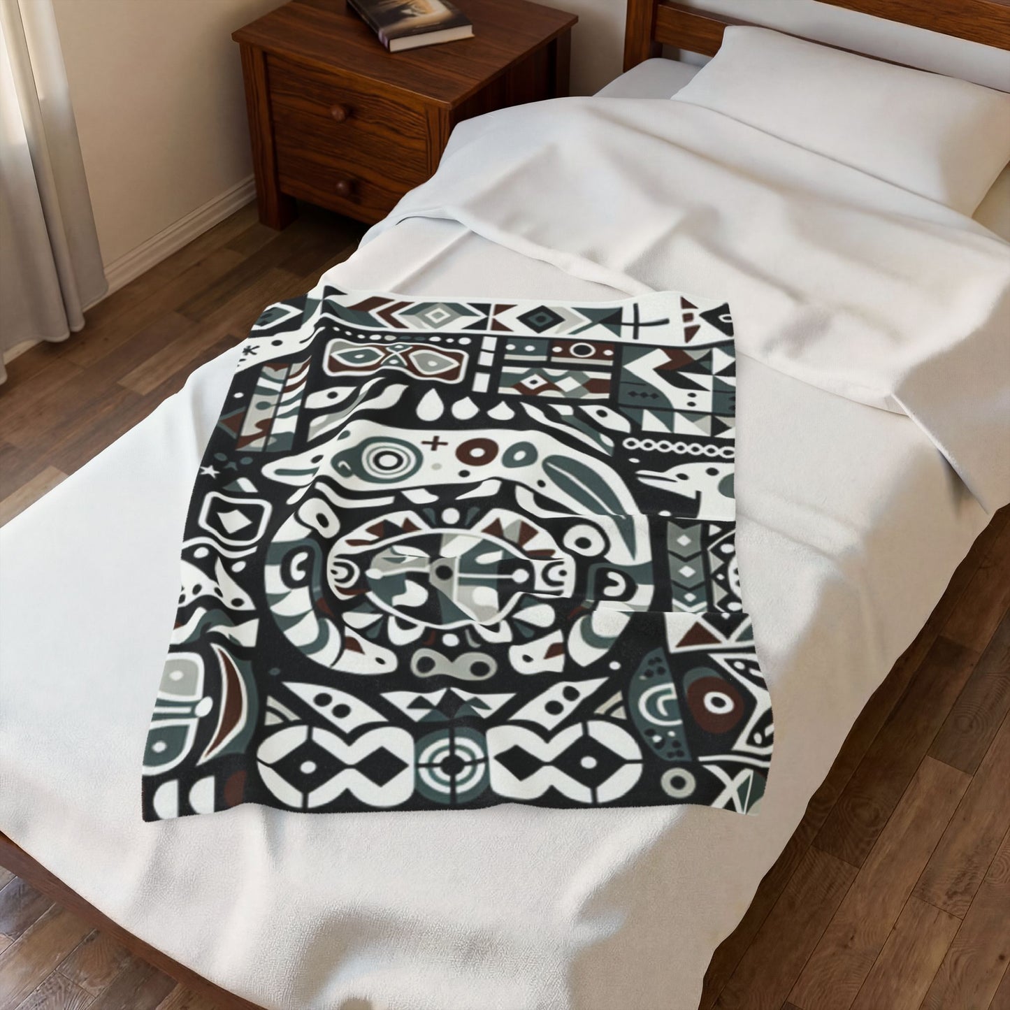 Abstract Pattern Velveteen Throw Blanket