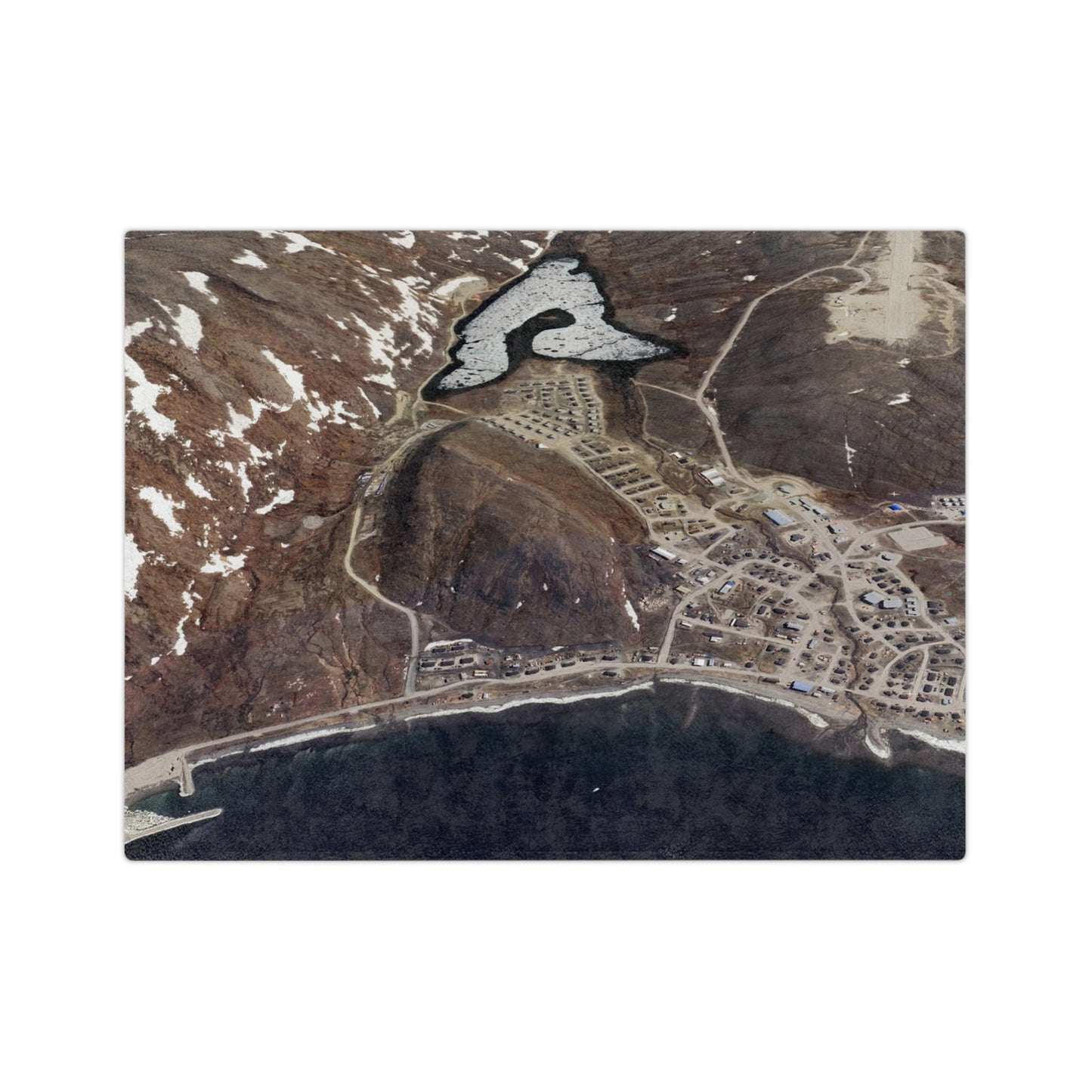 Kangiqsujuaq Nunavik Velveteen Throw Blanket