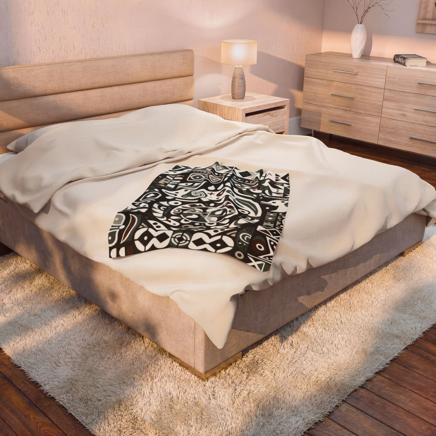 Abstract Pattern Velveteen Throw Blanket