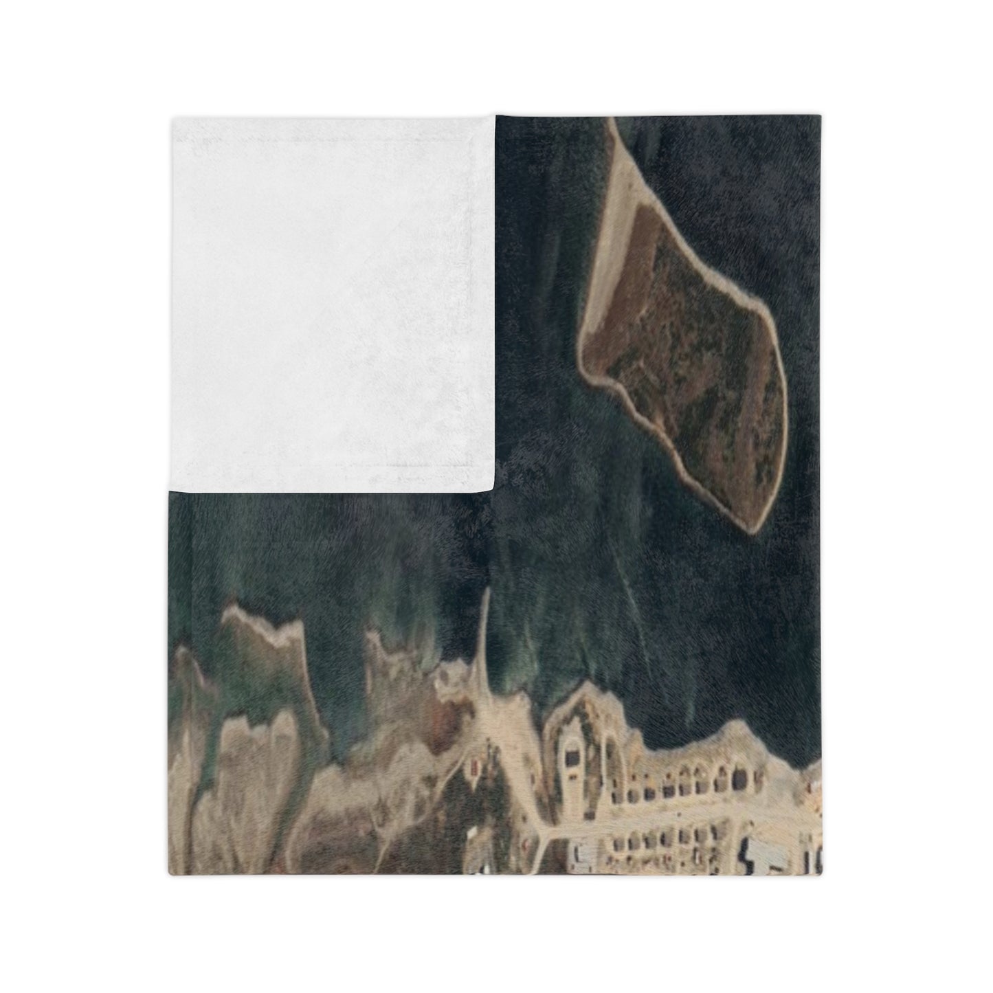 Tasiujaq Nunavik Velveteen Throw Blanket