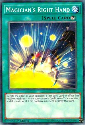 Magician's Right Hand (MACR-EN049) - Maximum Crisis 1st Edition-1