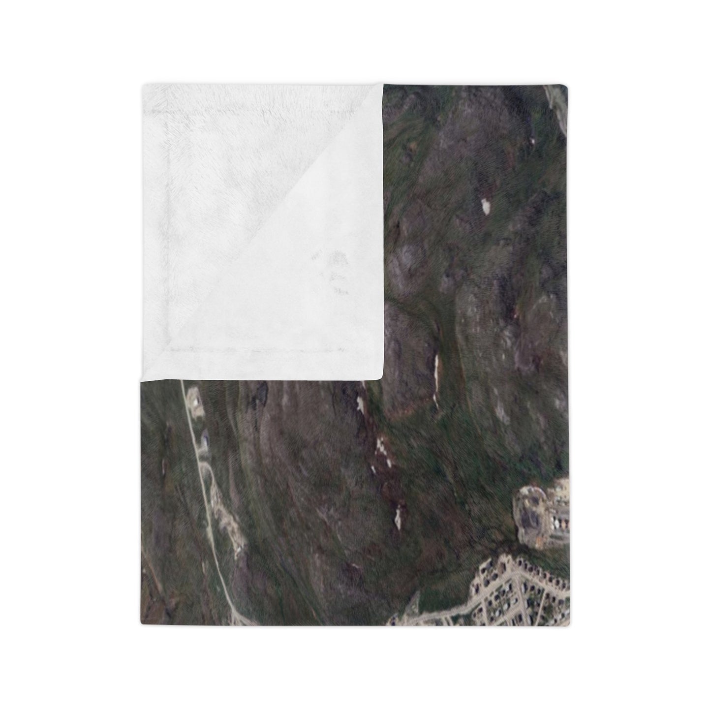Salluit Nunavik Velveteen Throw Blanket