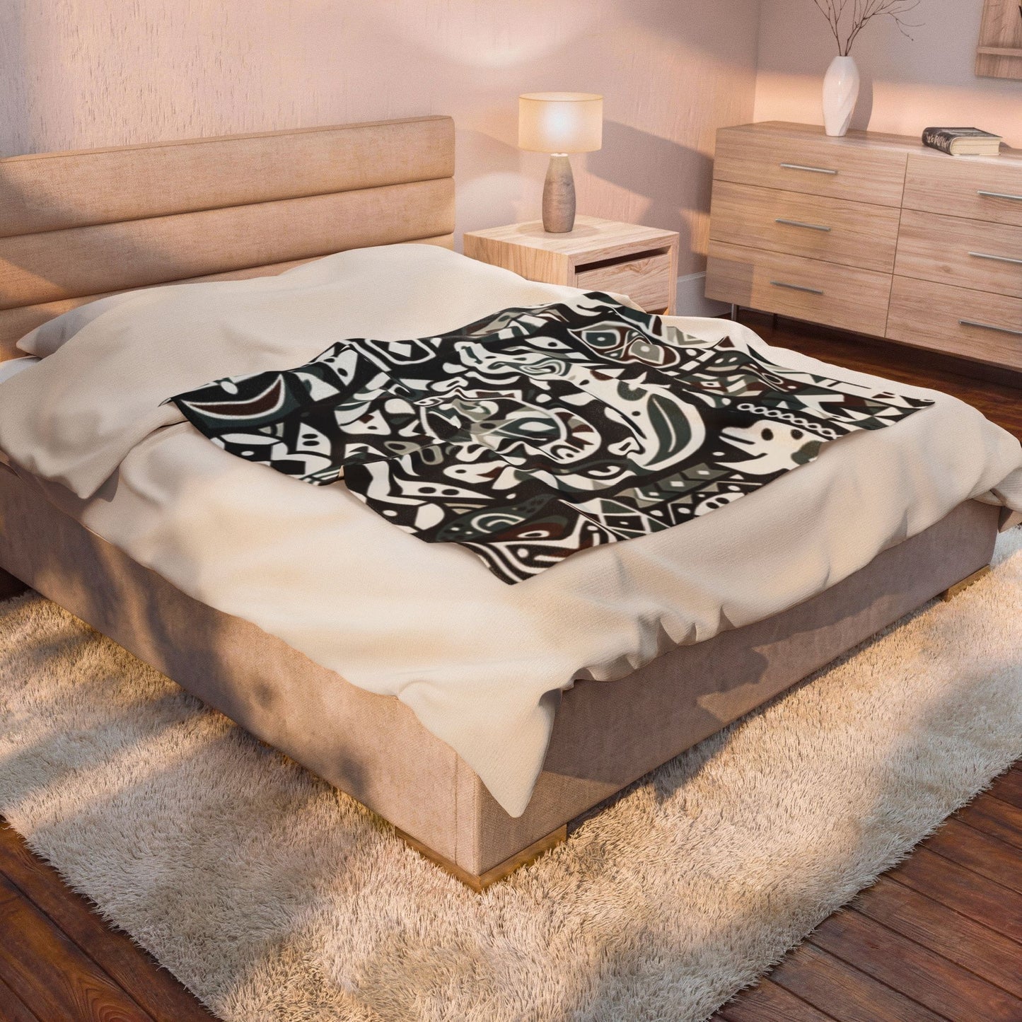 Abstract Pattern Velveteen Throw Blanket