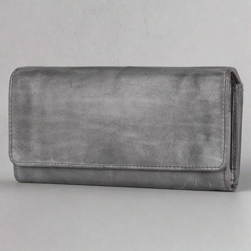 MET Women's Leather Clutch Wallet-7