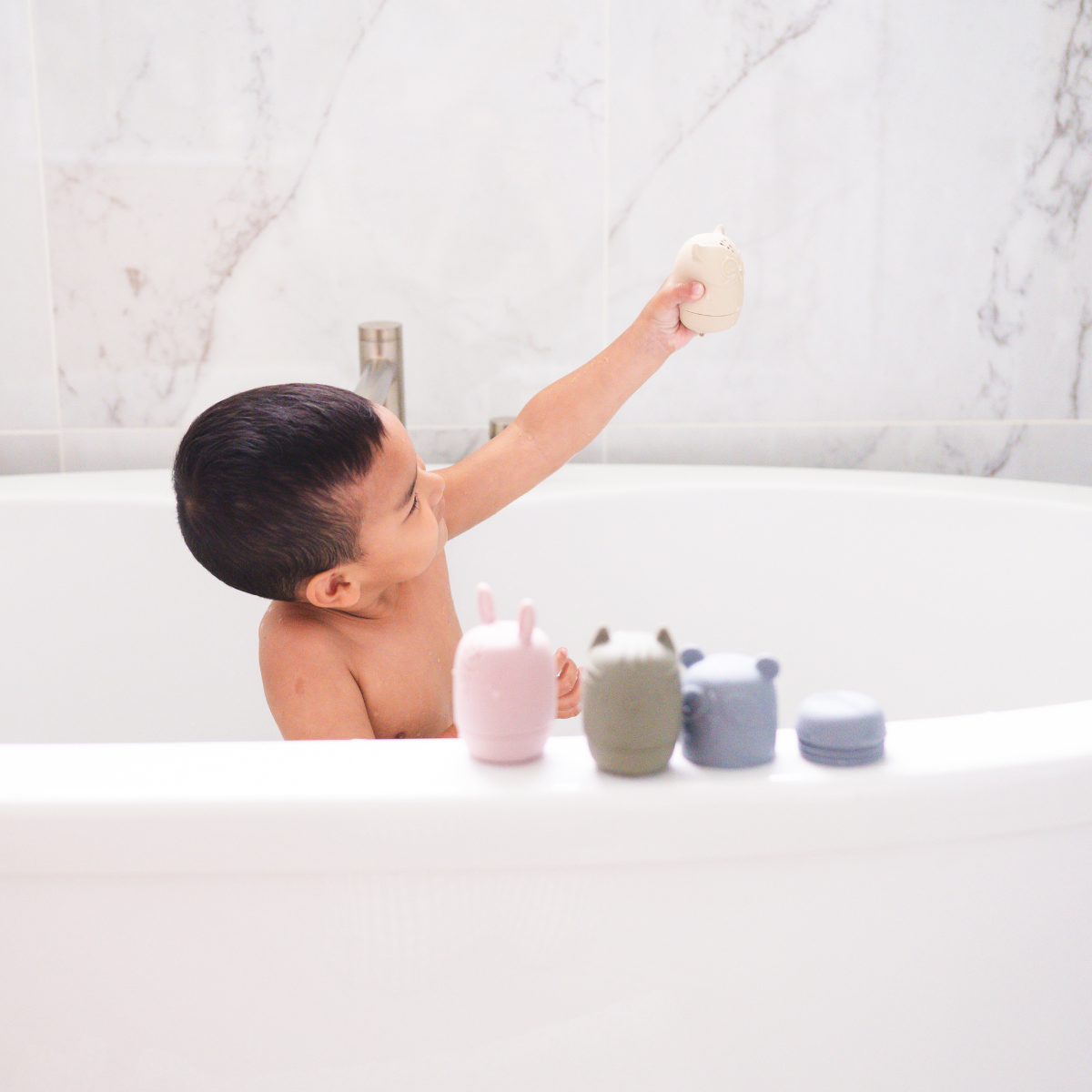 bug + bean kids - Bath Buddies Silicone Mold-Free Bath Toys - Ages 0+-6