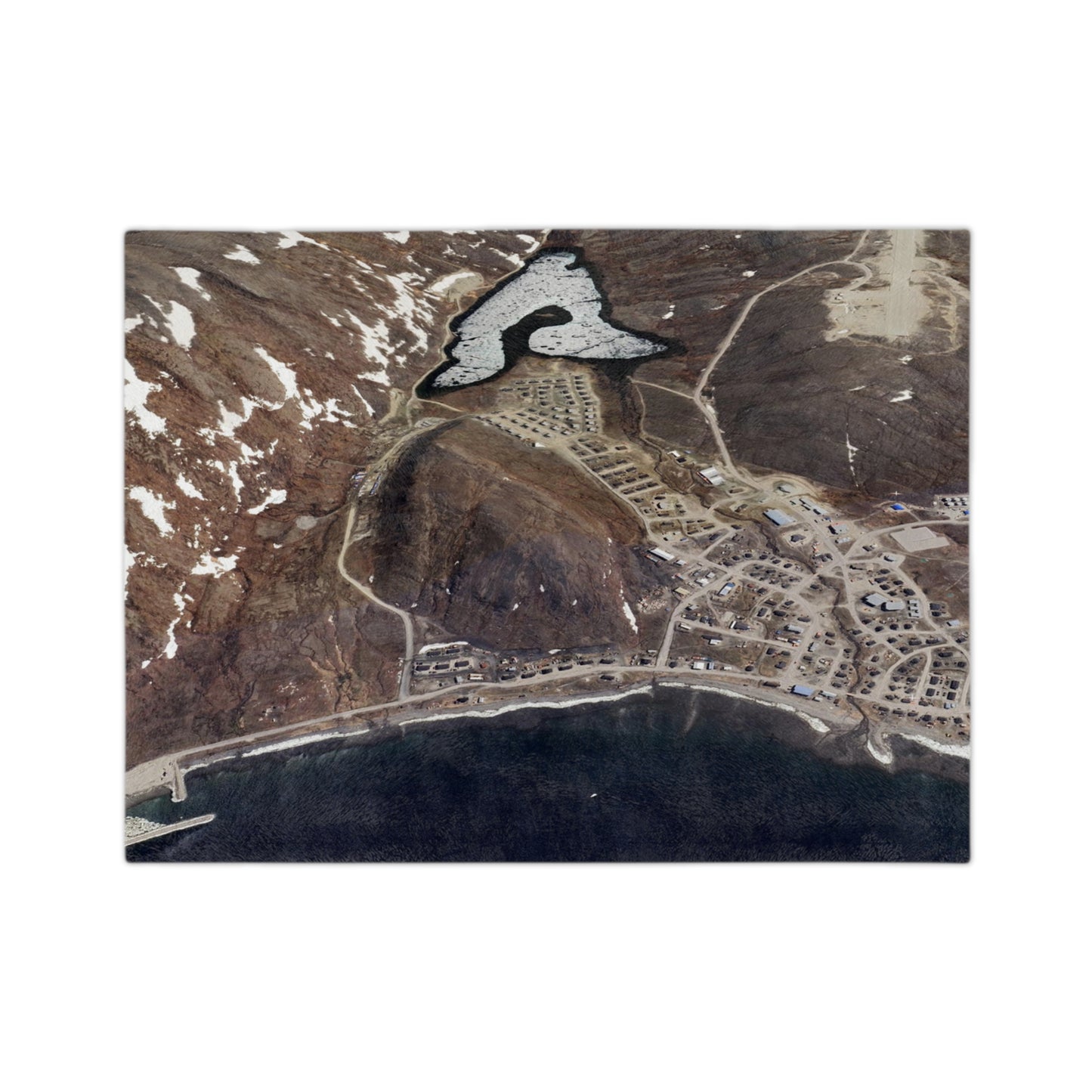 Kangiqsujuaq Nunavik Velveteen Throw Blanket