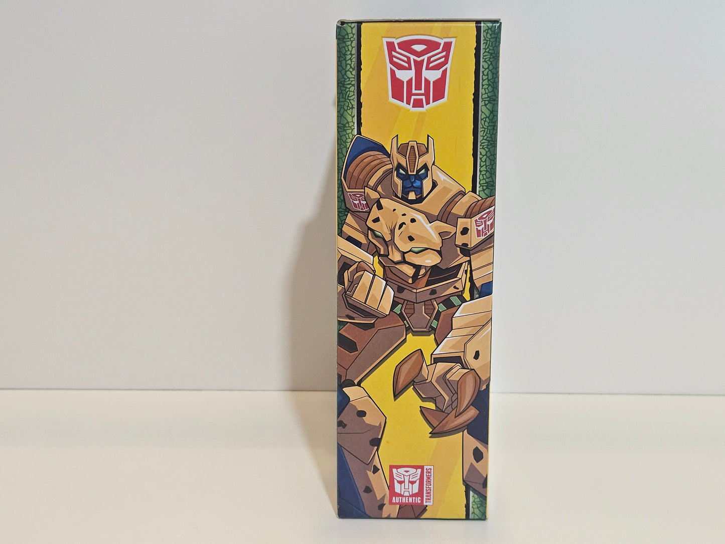 Transformers: Cyberverse – Clase de Lujo Cheetor (UPC: 5010993871094)
