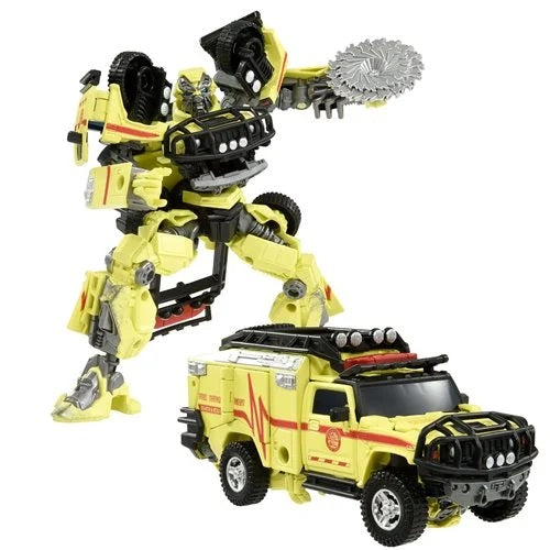 Transformers Premium Finish SS-04 – Studio Series Deluxe Ratchet (UPC: 195166189178)