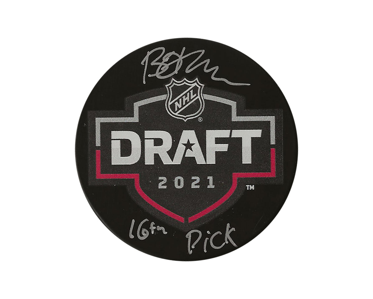 Disco del Draft de la NHL 2021 autografiado por Brennan Othmann con la inscripción "16th Pick"