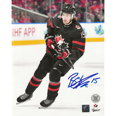Fotografía 8x10 de Brennan Othmann patinando con la cabeza en alto, autografiada por el equipo de Canadá del Mundial Juvenil 2022-1