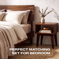 [Compre 1 y Reciba 1] Estructura de cama y mesita de noche de madera maciza Aurora-4