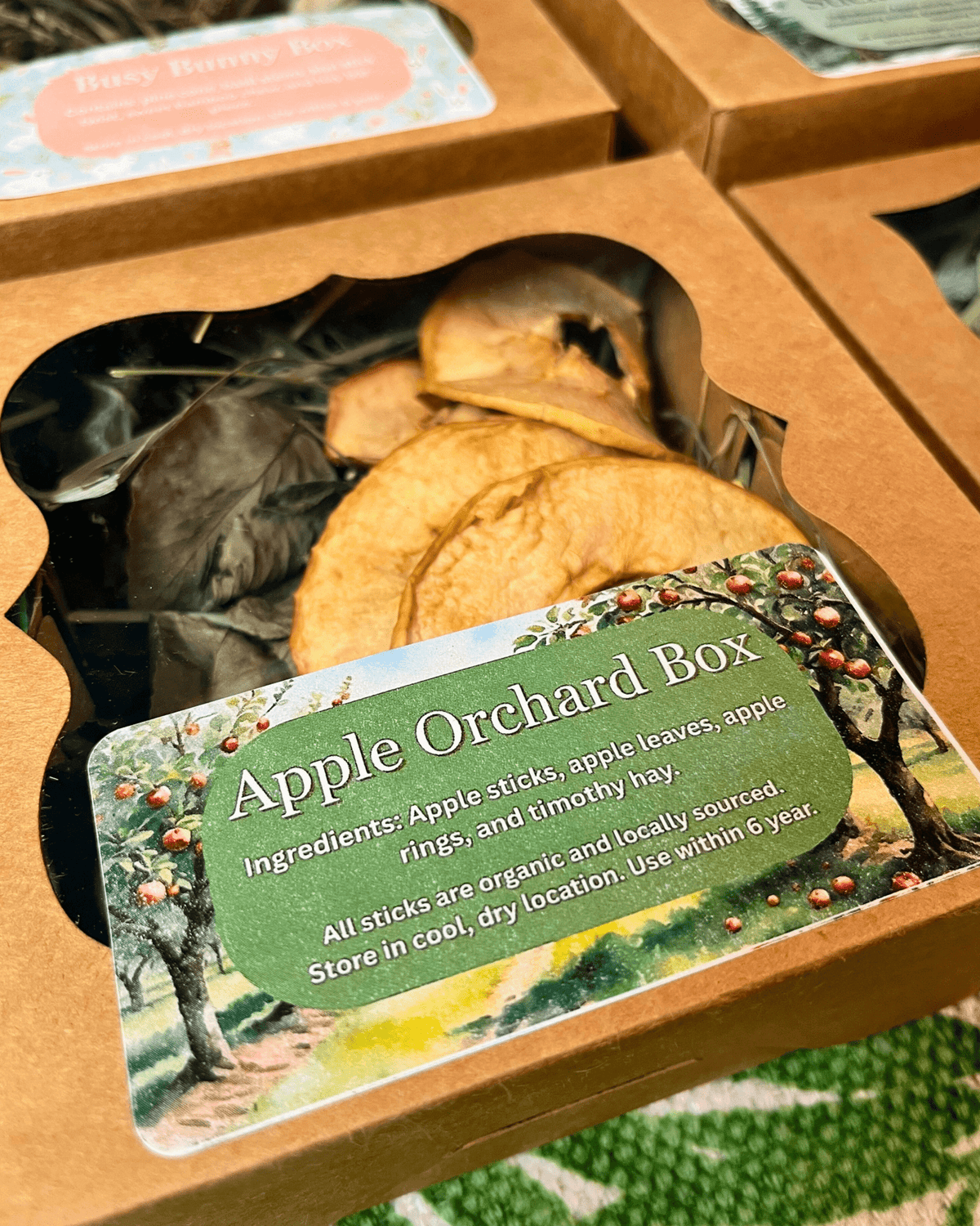 Apple Orchard Forage Box-3