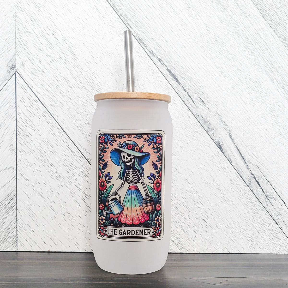 Vaso esmerilado "The Gardener" con tapa de bambú | Vaso de cristal con diseño de carta del tarot