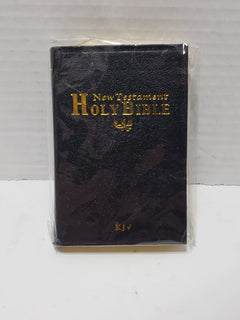 Holy Bible New Testament Pocket Bible - Paperback - Black-1