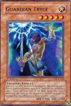Guardian Tryce (DCR-010) - Dark Crisis 1st Edition-1
