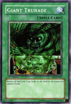 Giant Trunade (SD5-EN021) - Structure Deck: Warrior's Triumph 1st Edition-1