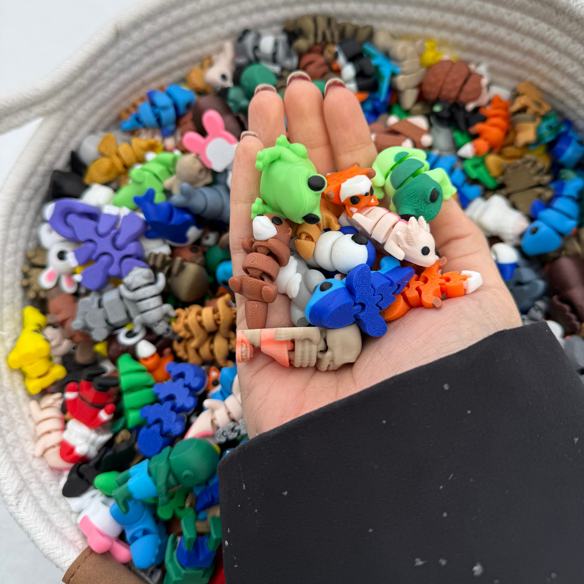 100 Pieces Random MoryThings Pack-16