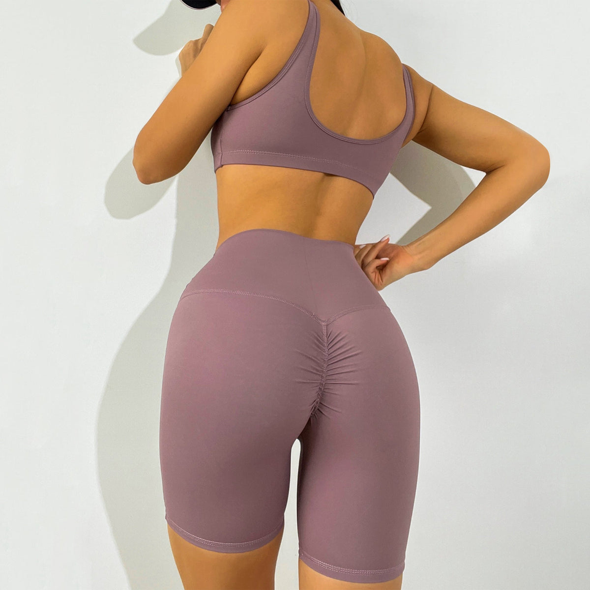 Women’s Hip Lifting Shorts Yoga Two-Piece Set – Seamless Activewear Outfit-6