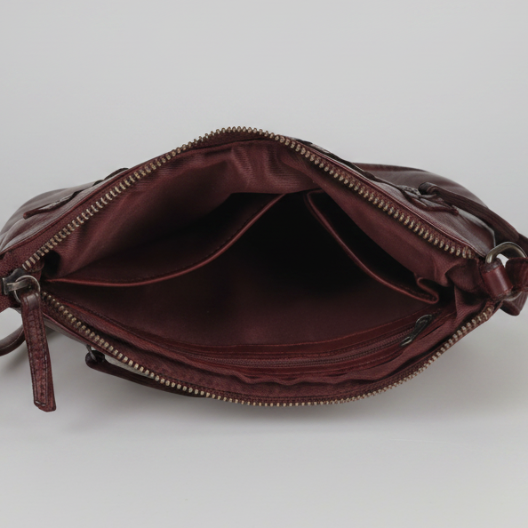 MET V Stitch Crossbody Leather Bag-20