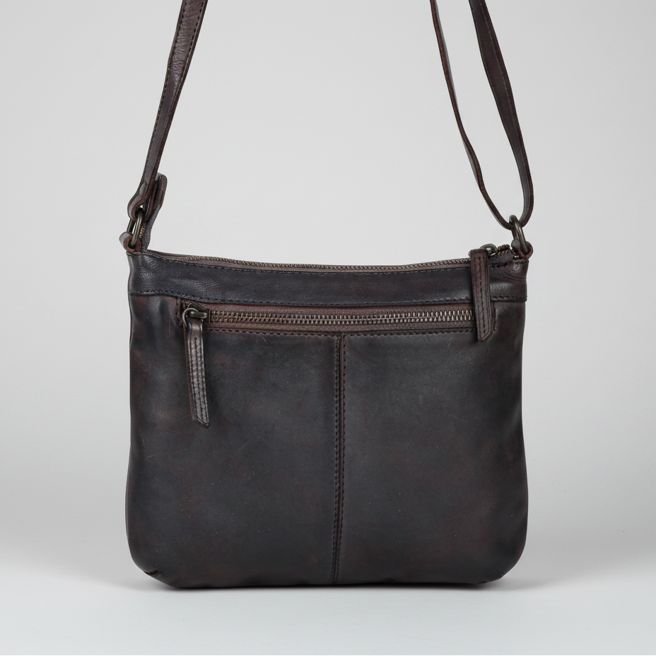 MET V Stitch Crossbody Leather Bag-16