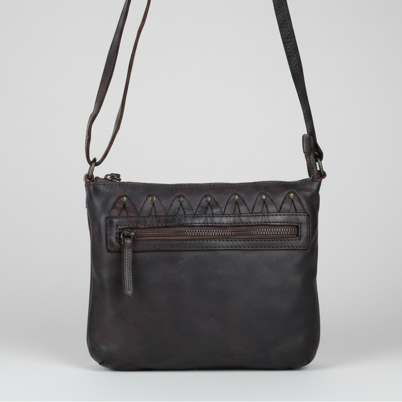 MET V Stitch Crossbody Leather Bag-15
