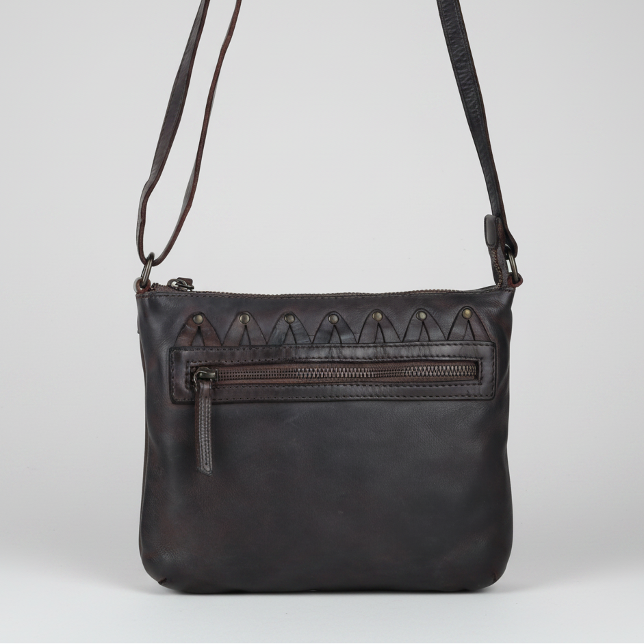 MET V Stitch Crossbody Leather Bag-15