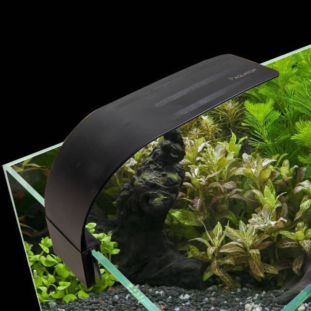 Éclairage LED Aquatop Skyaqua Nano Slim pour aquariums sans rebord 5W-1