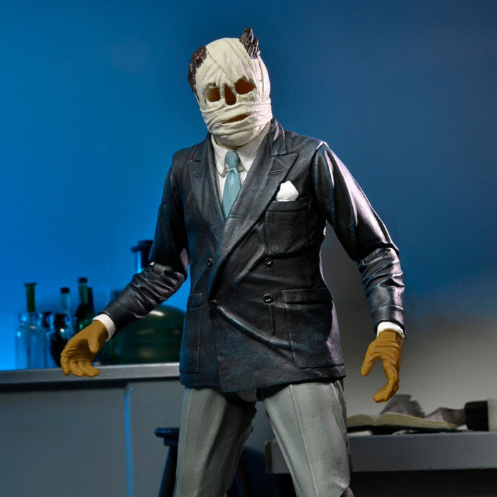 Neca - Universal Monsters - 7" Scale Action Figure - Ultimate Invisible Man-4