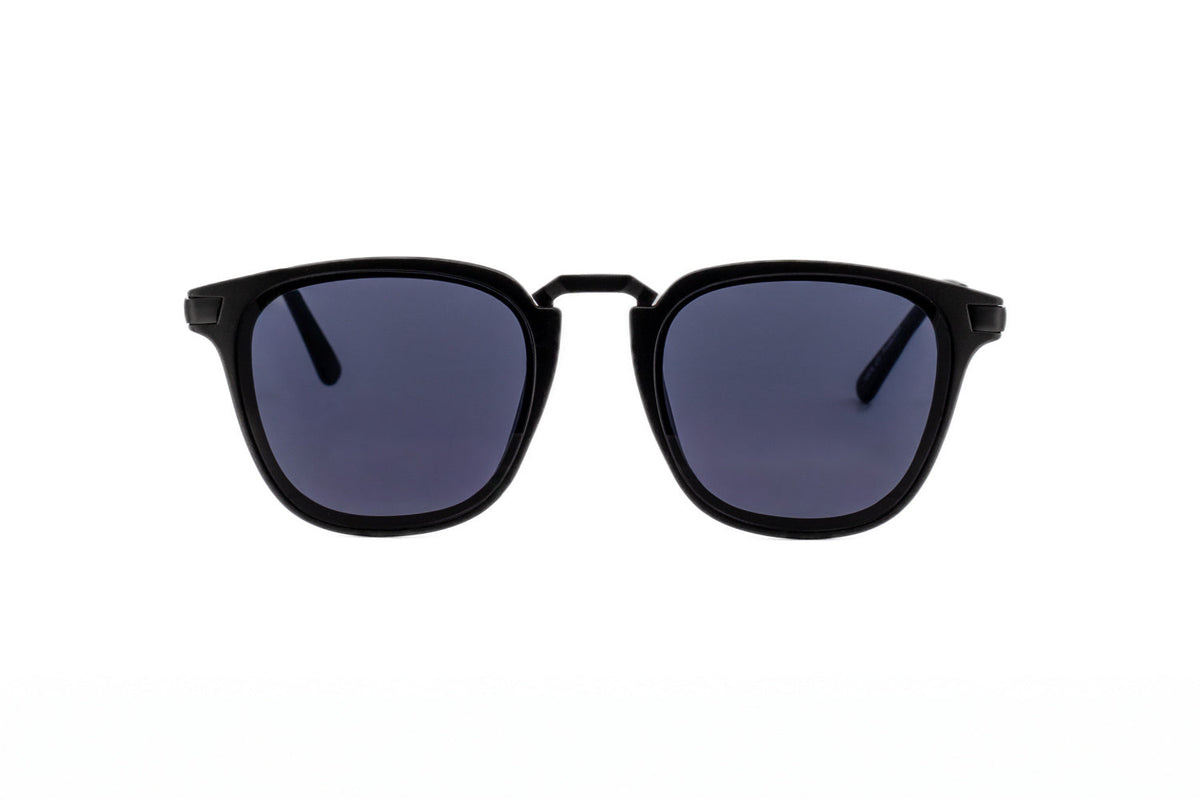 Boléro Maven — Matte Black Square Keyhole Sunglasses-2
