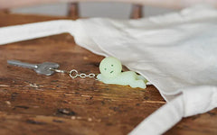 Smiski - Smiski Keychain (Grabbing)-1