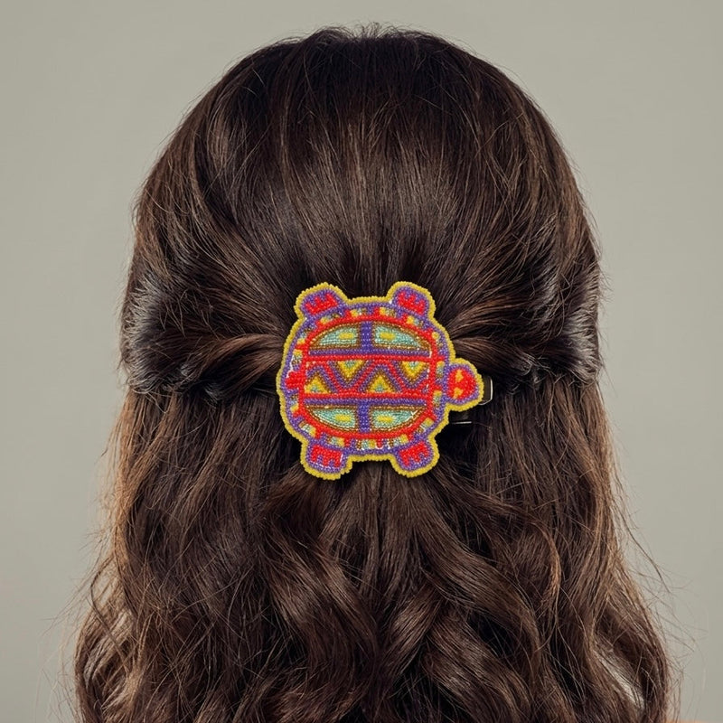 Beaded turtle Barrette Red accent-1