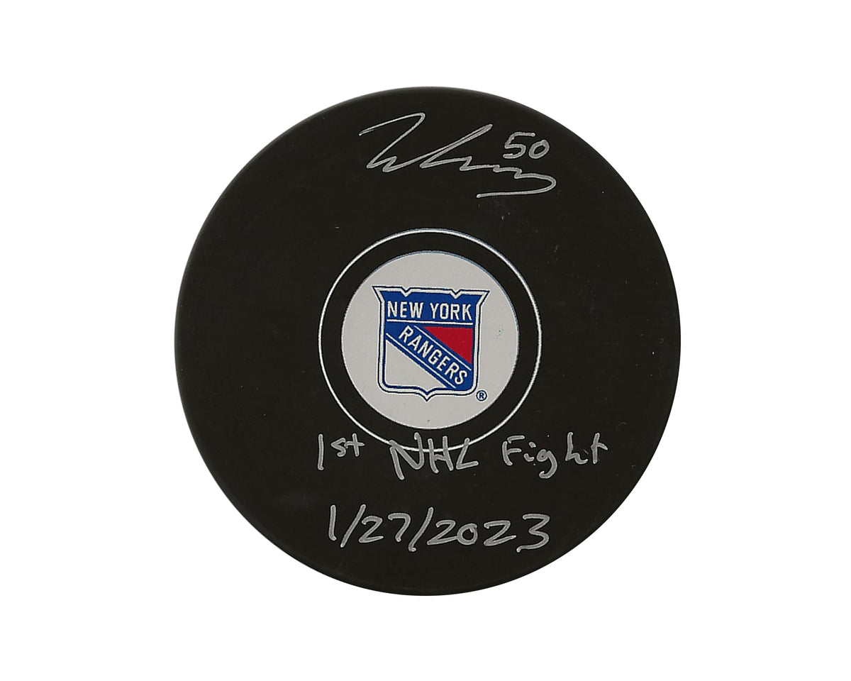 Palet de hockey autographié par Will Cuylle des Rangers de New York, dédicacé « 1st NHL Fight 1/27/2023 »