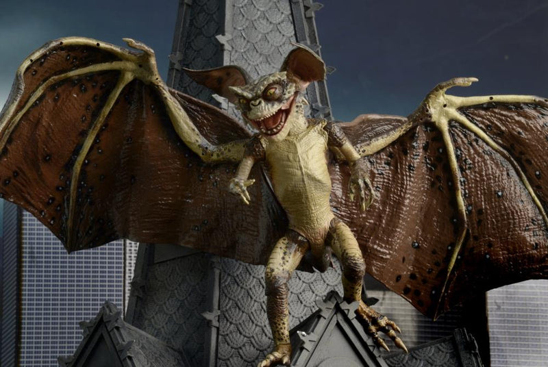 Gremlins 2 Bat Gremlin Deluxe Figure-2