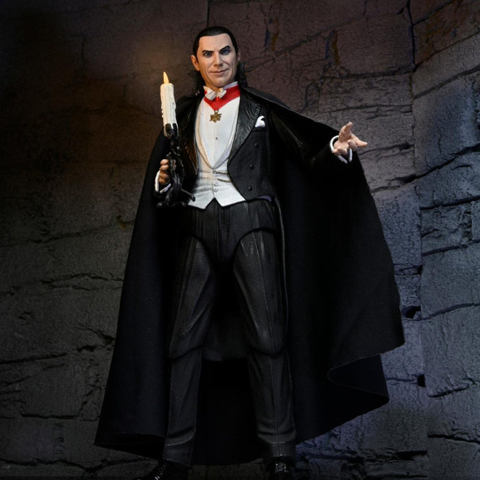Universal Monsters – 7" Scale Action Figure - Ultimate Dracula - Transylvania-6
