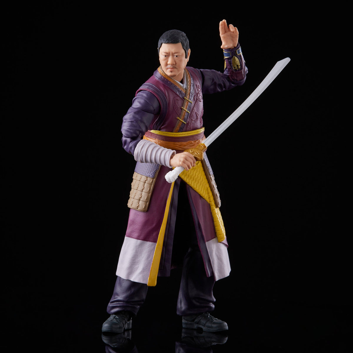 Marvel Legends Multiverse of Madness Wong-8