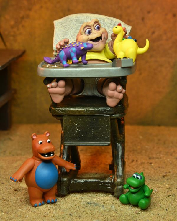 Neca - Dinosaurs Ultimate Baby Sinclair Action Figure-11