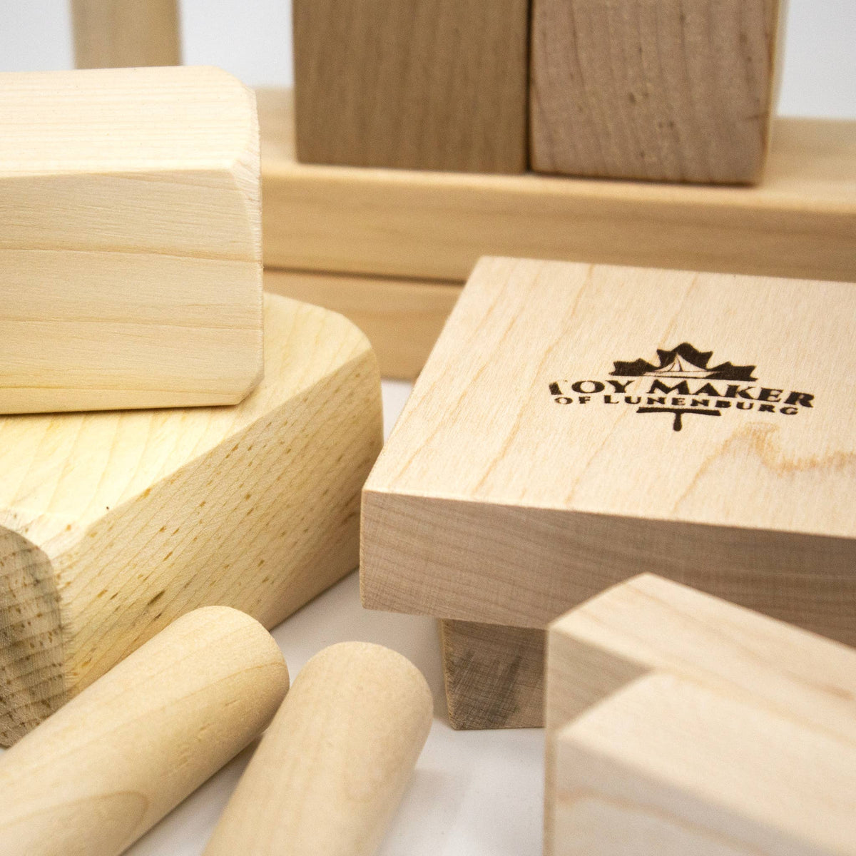 Toy Maker of Lunenburg - Wood Building Blocks Set – 40 Pieces - Made In Canada - High Quality - Ages 2+-2