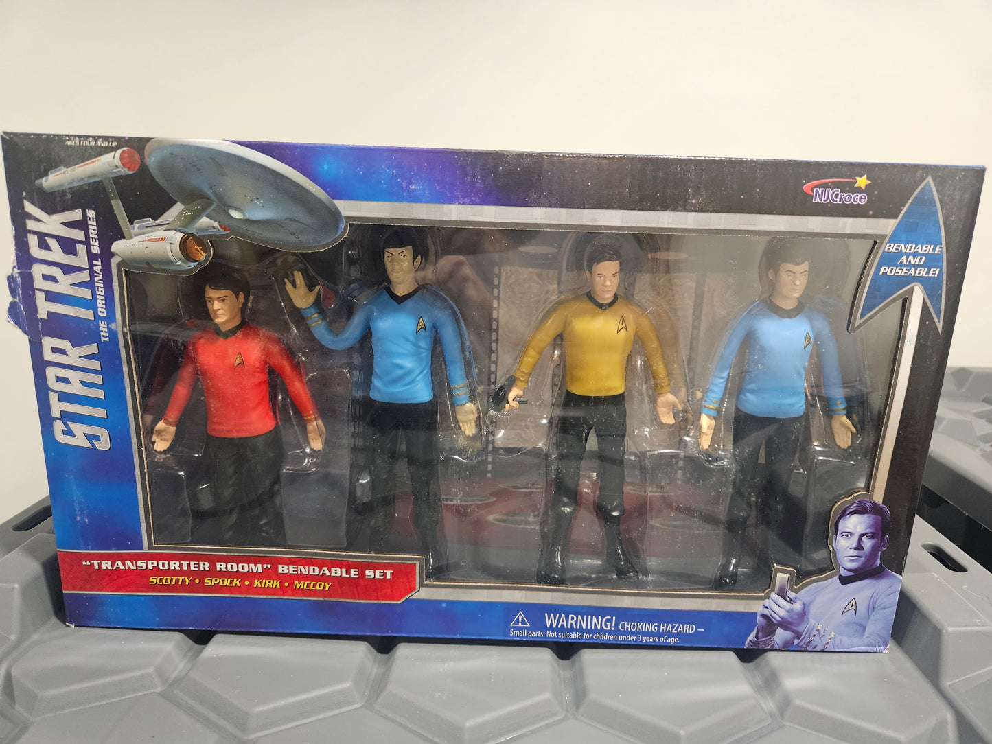 Star Trek: The Original Series – Transporter Room Bendable Figure Boxed Set (2018)