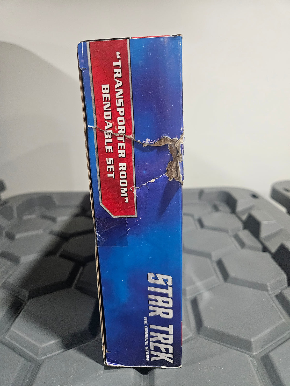 Star Trek: La serie original – Set de figuras articuladas de la sala de transportadores (2018)
